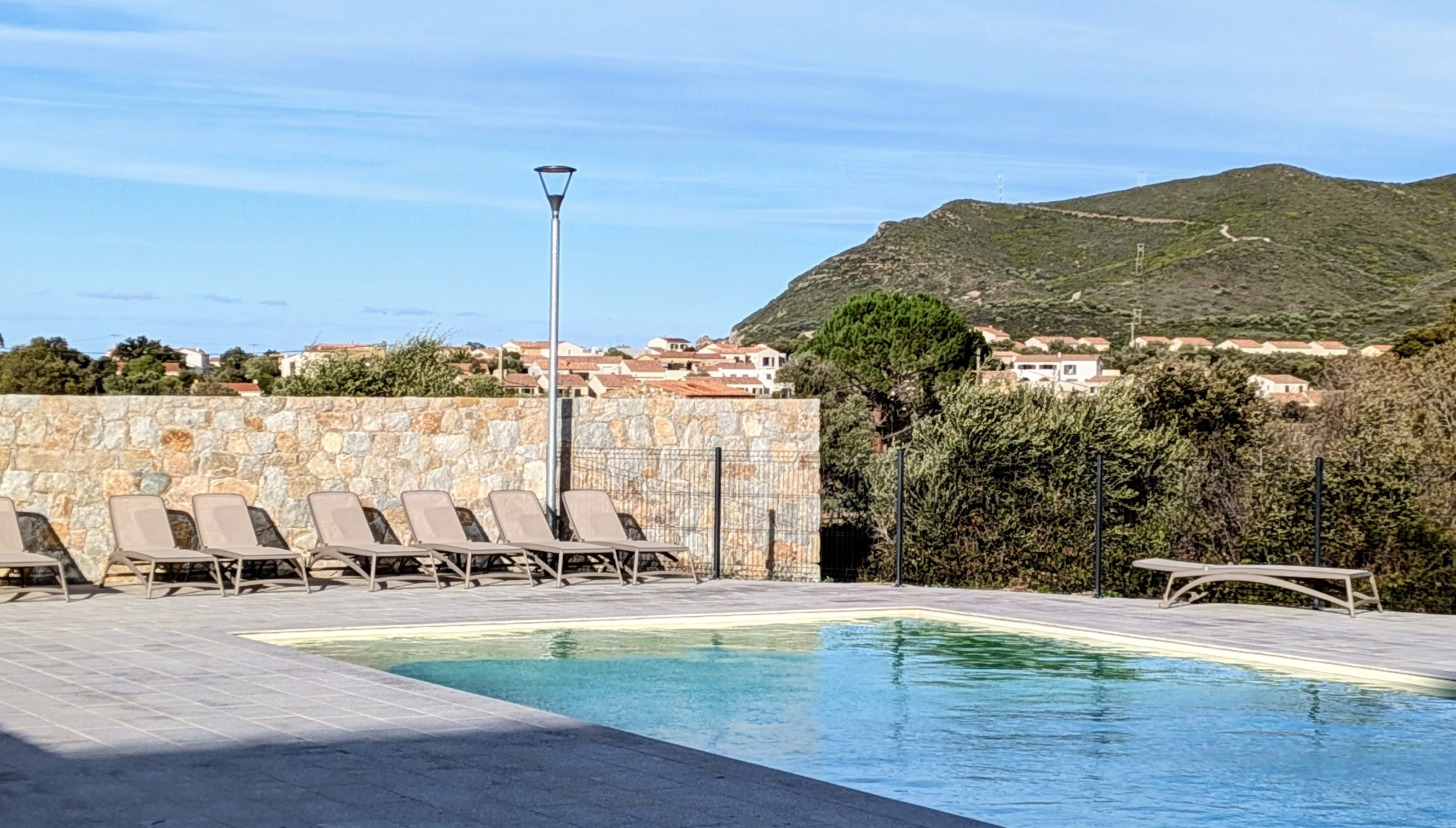 Appartement en location saisonnière avec piscine Balagne